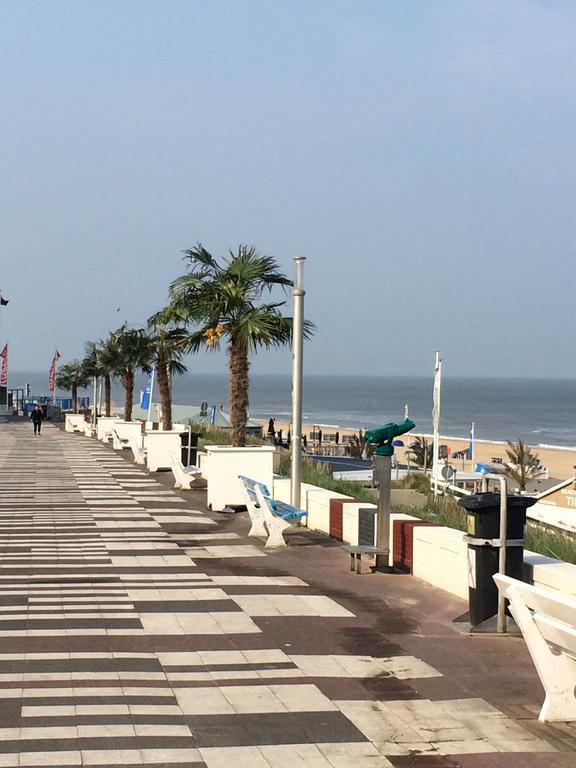 Aquarius Pension Zandvoort Bagian luar foto